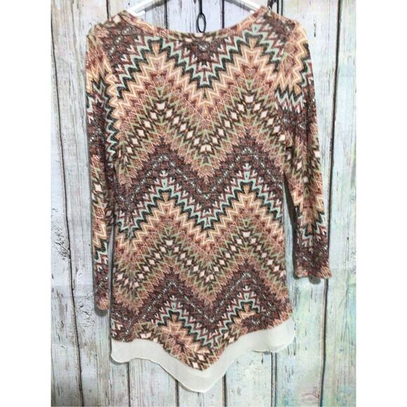 Absolutely Famous Size Small Top 💕❤️ - Picture 9 of 13